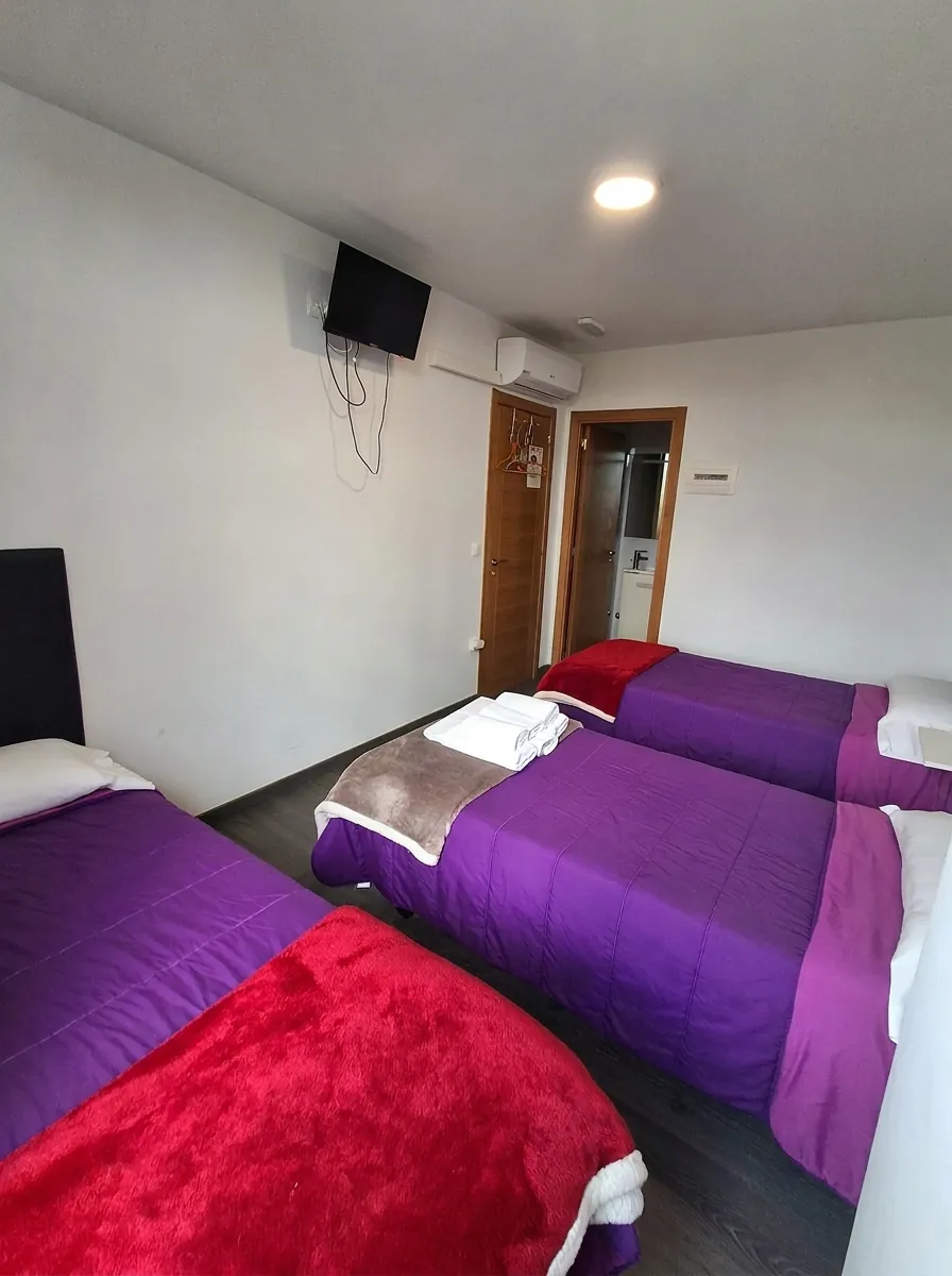 Triple Room 2